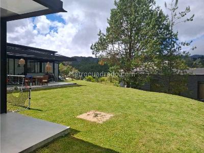 Casa de 3 alcobas en venta en Alto Del Escobero, Envigado, 260 m² · foto 10 de 20