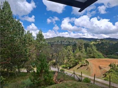 Casa de 3 alcobas en venta en Alto Del Escobero, Envigado, 260 m² · foto 11 de 20