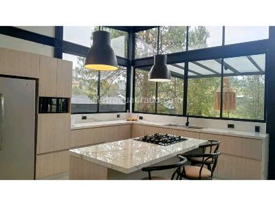 Casa de 3 alcobas en venta en Alto Del Escobero, Envigado, 260 m² · foto 15 de 20
