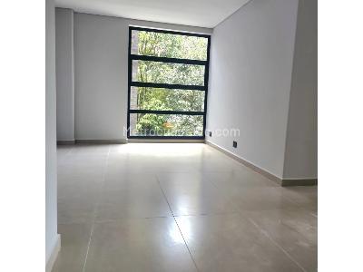 Apartamento en venta en El Poblado El Tesoro, Medellín · foto 9 de 20