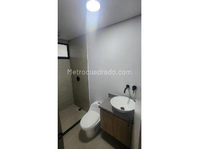 Apartamento en venta en El Poblado El Tesoro, Medellín · foto 13 de 20