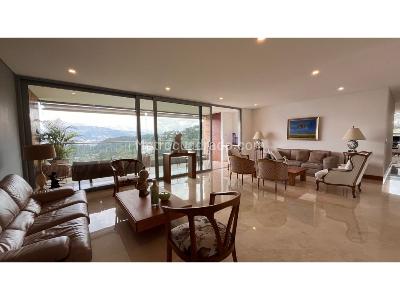 Apartamento de 3 alcobas en venta en Poblado Cola Del Zorro, Medellín, 259 m² · foto 3 de 15