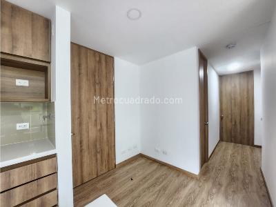 Apartamento de 3 alcobas en venta en Altos Del Trianon, Envigado, 84 m² · foto 8 de 20