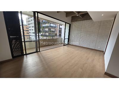 Apartaestudio en venta en Ciudad Del Rio, Medellín, 48 m² · foto 2 de 20