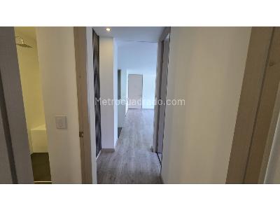 Apartamento en venta en Altos Del Poblado, Medellín · foto 9 de 19