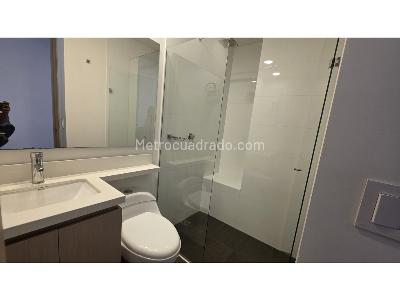 Apartamento en venta en Altos Del Poblado, Medellín · foto 10 de 19