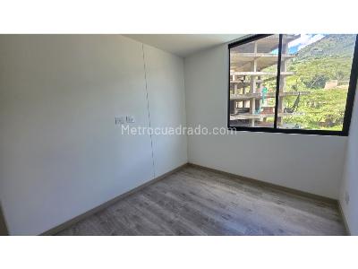 Apartamento en venta en Altos Del Poblado, Medellín · foto 12 de 19