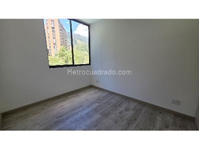 Apartamento en venta en Altos Del Poblado, Medellín · foto 13 de 19