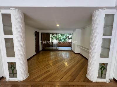 Apartamento de 3 alcobas en venta en Los Balsos, Medellín, 241 m² · foto 5 de 20