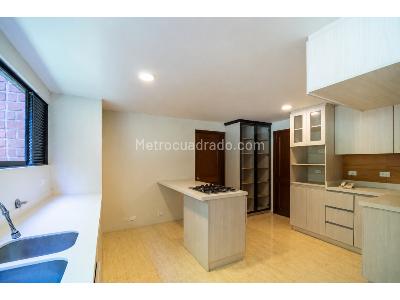 Apartamento de 3 alcobas en venta en Los Balsos, Medellín, 241 m² · foto 7 de 20