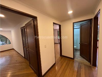 Apartamento de 3 alcobas en venta en Los Balsos, Medellín, 241 m² · foto 9 de 20