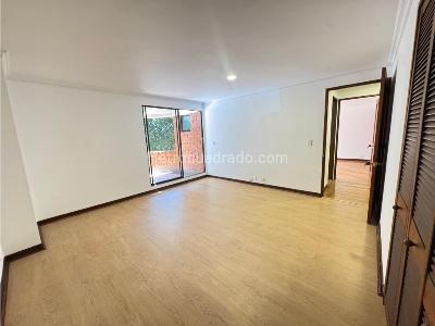 Apartamento de 3 alcobas en venta en Los Balsos, Medellín, 241 m² · foto 13 de 20