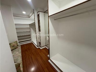 Apartamento de 3 alcobas en venta en Los Balsos, Medellín, 241 m² · foto 15 de 20
