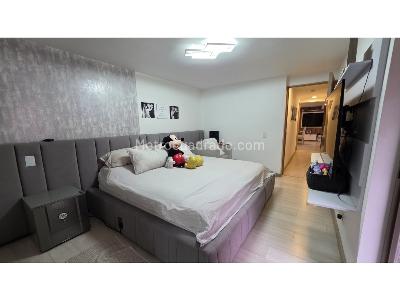 Apartamento de 3 alcobas en venta en Loma De Los Bernal, Medellín, 114 m² · foto 16 de 20