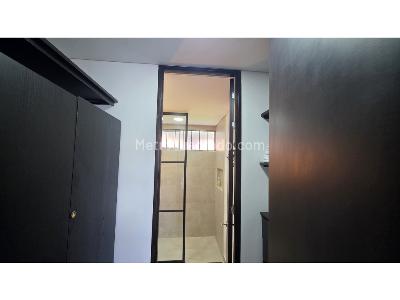 Apartaestudio en venta en Poblado Milla De Oro, Medellín, 52 m² · foto 8 de 19