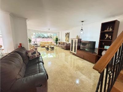 Casa de 4 alcobas en venta en Poblado San Lucas, Medellín, 287 m² · foto 5 de 20