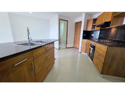 Apartamento de 3 alcobas en venta en Las Lomitas, Sabaneta, 110 m² · foto 6 de 20