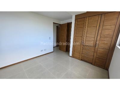 Apartamento de 3 alcobas en venta en Las Lomitas, Sabaneta, 110 m² · foto 17 de 20