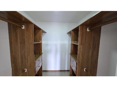Apartamento de 3 alcobas en venta en Las Lomitas, Sabaneta, 110 m² · foto 18 de 20