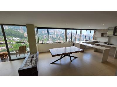 Apartamento en venta en Altos Del Poblado, Medellín · foto 12 de 20