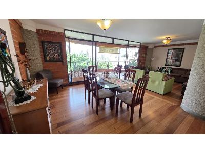 Apartamento de 4 alcobas en venta en Poblado Los Balsos, Medellín, 189 m² · foto 4 de 20
