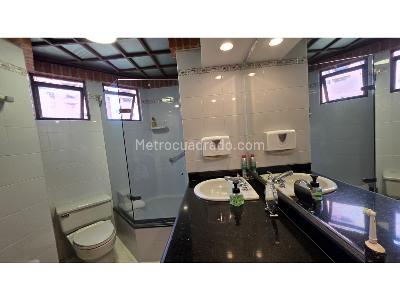 Apartamento de 4 alcobas en venta en Poblado Los Balsos, Medellín, 189 m² · foto 18 de 20