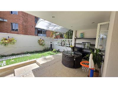 Casa de 4 alcobas en venta en Poblado Las Lomas 2, Medellín, 325 m² · foto 3 de 20