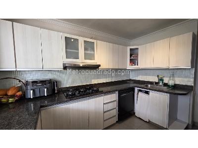 Casa de 4 alcobas en venta en Poblado Las Lomas 2, Medellín, 325 m² · foto 11 de 20