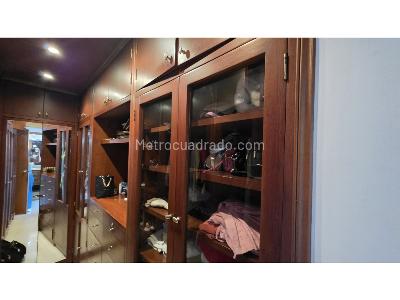 Casa de 4 alcobas en venta en Poblado Las Lomas 2, Medellín, 325 m² · foto 14 de 20
