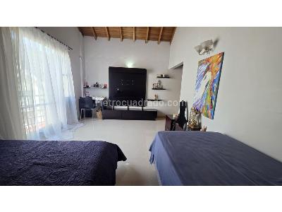 Casa de 4 alcobas en venta en Poblado Las Lomas 2, Medellín, 325 m² · foto 20 de 20