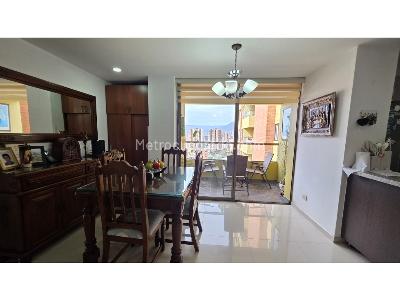 Apartamento de 3 alcobas en venta en Aves Maria, Sabaneta, 82 m² · foto 3 de 20