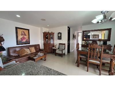 Apartamento de 3 alcobas en venta en Aves Maria, Sabaneta, 82 m² · foto 7 de 20