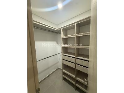 Apartamento de 2 alcobas en venta en Las Brujas, Envigado, 80 m² · foto 15 de 19