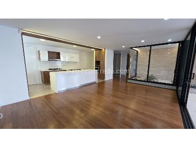 Apartamento de 3 alcobas en venta en El Poblado Santa Maria De Los Angeles, Medellín, 198 m² · foto 3 de 20