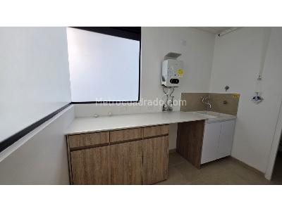 Apartamento de 3 alcobas en venta en El Poblado Santa Maria De Los Angeles, Medellín, 198 m² · foto 8 de 20
