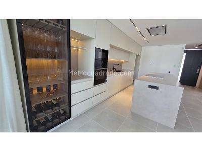 Casa de 3 alcobas en venta en San Lucas, Envigado, 167 m² · foto 4 de 20