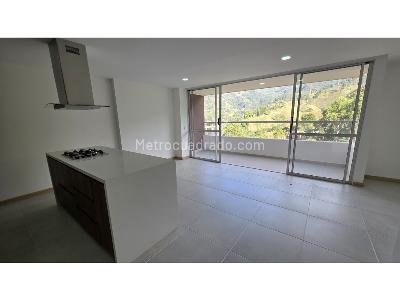 Apartamento de 2 alcobas en venta en Loma De San Jose, Sabaneta, 87 m² · foto 5 de 20
