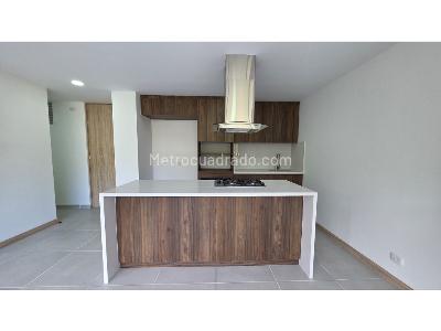 Apartamento de 2 alcobas en venta en Loma De San Jose, Sabaneta, 87 m² · foto 6 de 20