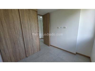 Apartamento de 2 alcobas en venta en Loma De San Jose, Sabaneta, 87 m² · foto 19 de 20