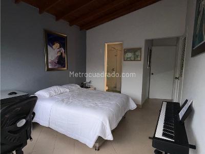 Apartamento de 3 alcobas en venta en San Joaquin, Medellín, 103 m² · foto 10 de 19