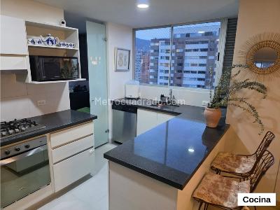 Apartamento de 3 alcobas en venta en El Poblado Castropol, Medellín, 117 m² · foto 2 de 20