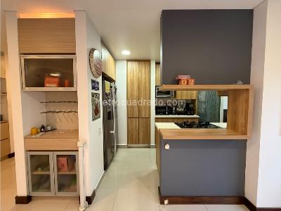 Apartamento de 3 alcobas en venta en El Poblado Provenza, Medellín, 152 m² · foto 10 de 20