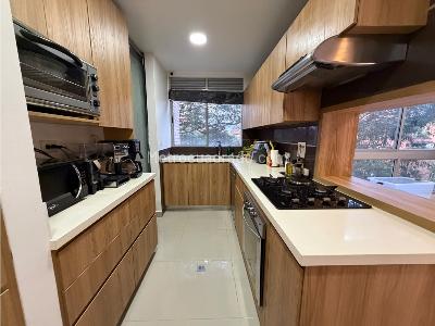 Apartamento de 3 alcobas en venta en El Poblado Provenza, Medellín, 152 m² · foto 12 de 20