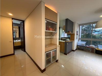 Apartamento de 3 alcobas en venta en El Poblado Provenza, Medellín, 152 m² · foto 13 de 20