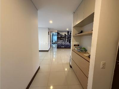 Apartamento de 3 alcobas en venta en El Poblado Provenza, Medellín, 152 m² · foto 14 de 20