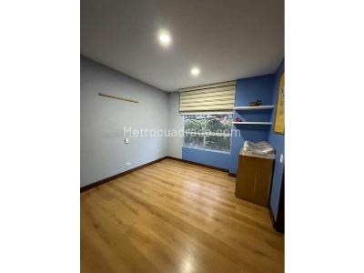 Apartamento de 3 alcobas en venta en El Poblado Provenza, Medellín, 152 m² · foto 16 de 20
