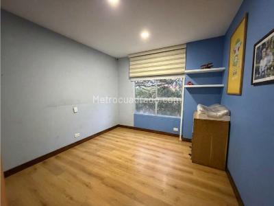 Apartamento de 3 alcobas en venta en El Poblado Provenza, Medellín, 152 m² · foto 17 de 20