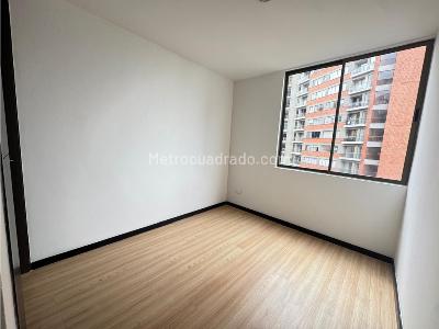 Apartamento en venta en Altos Del Poblado, Medellín · foto 11 de 17
