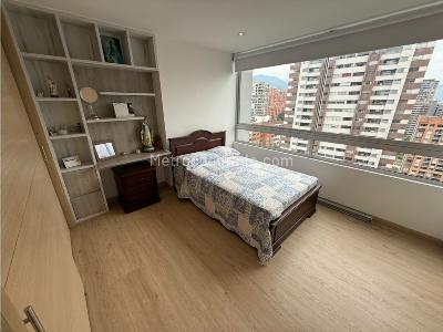 Apartamento en venta en El Poblado Castropol, Medellín · foto 10 de 16
