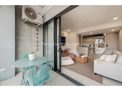Apartaestudio en venta en Poblado Patio Bonito, Medellín, 54 m² · foto 13 de 20